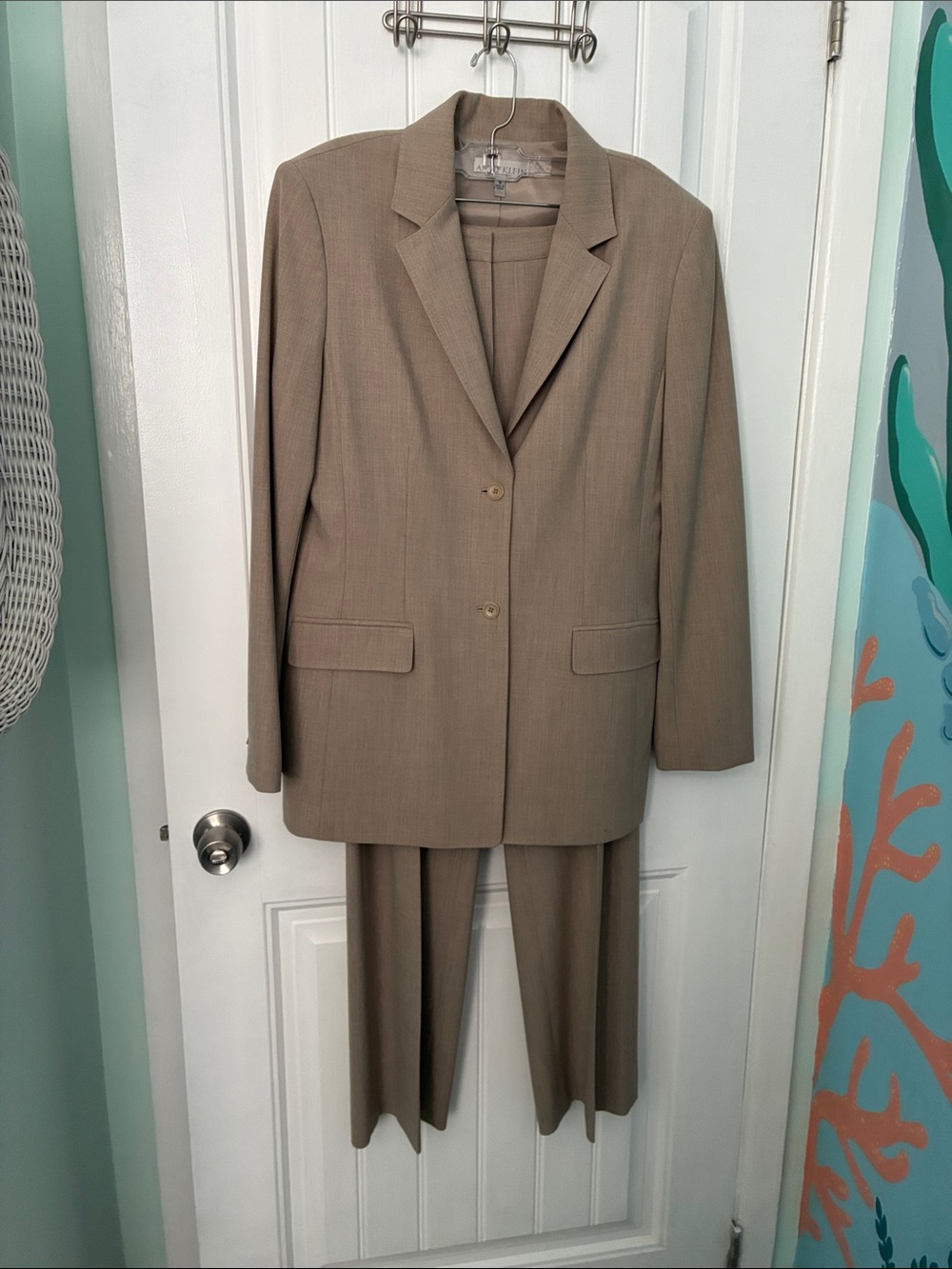 Anne Klein Taupe Two-Piece Blazer & Trouser Suit
Woman’s